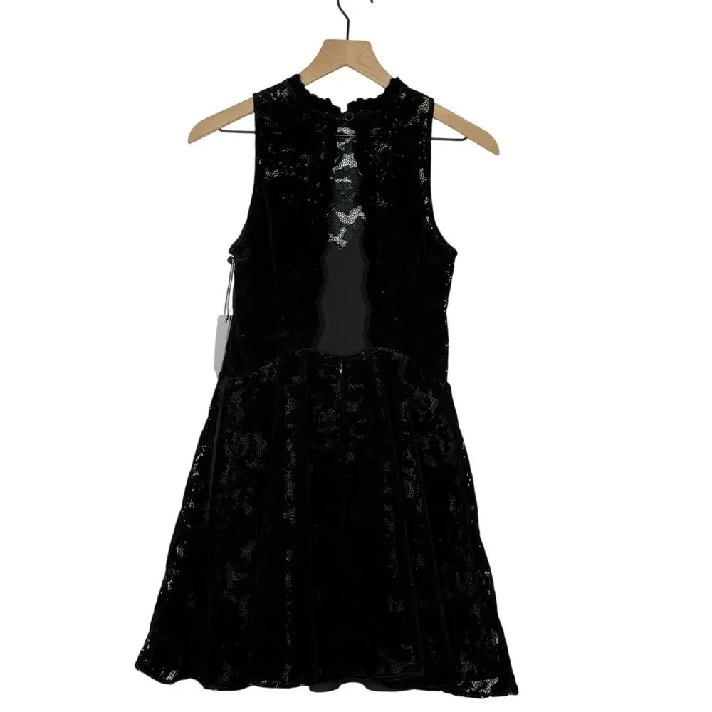NEW Saylor Zosia A-Line Dress‎ Women's Size Small Black Floral Lace Open Back